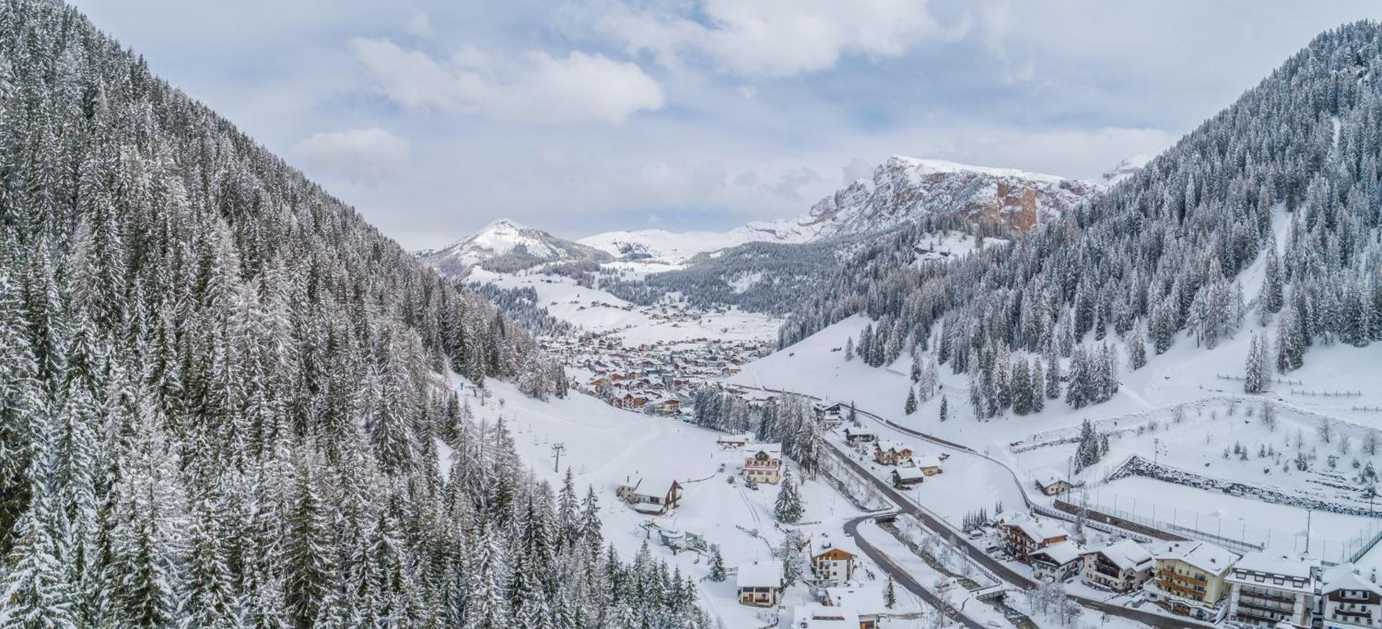 Garni La Grambla Hotel Selva di Val Gardena Exterior foto