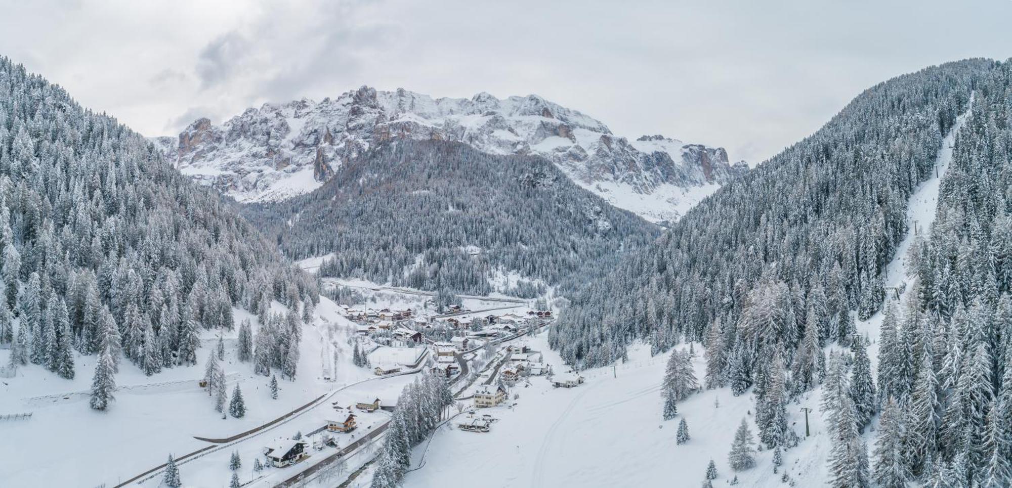 Garni La Grambla Hotel Selva di Val Gardena Exterior foto