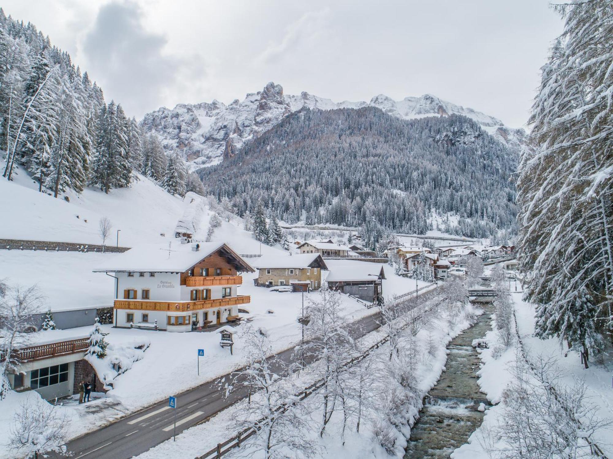 Garni La Grambla Hotel Selva di Val Gardena Exterior foto