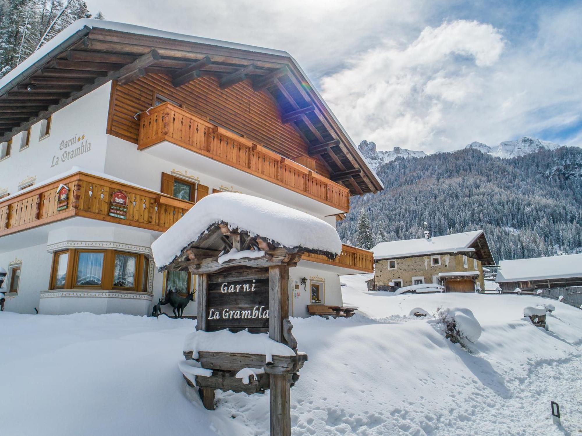 Garni La Grambla Hotel Selva di Val Gardena Exterior foto