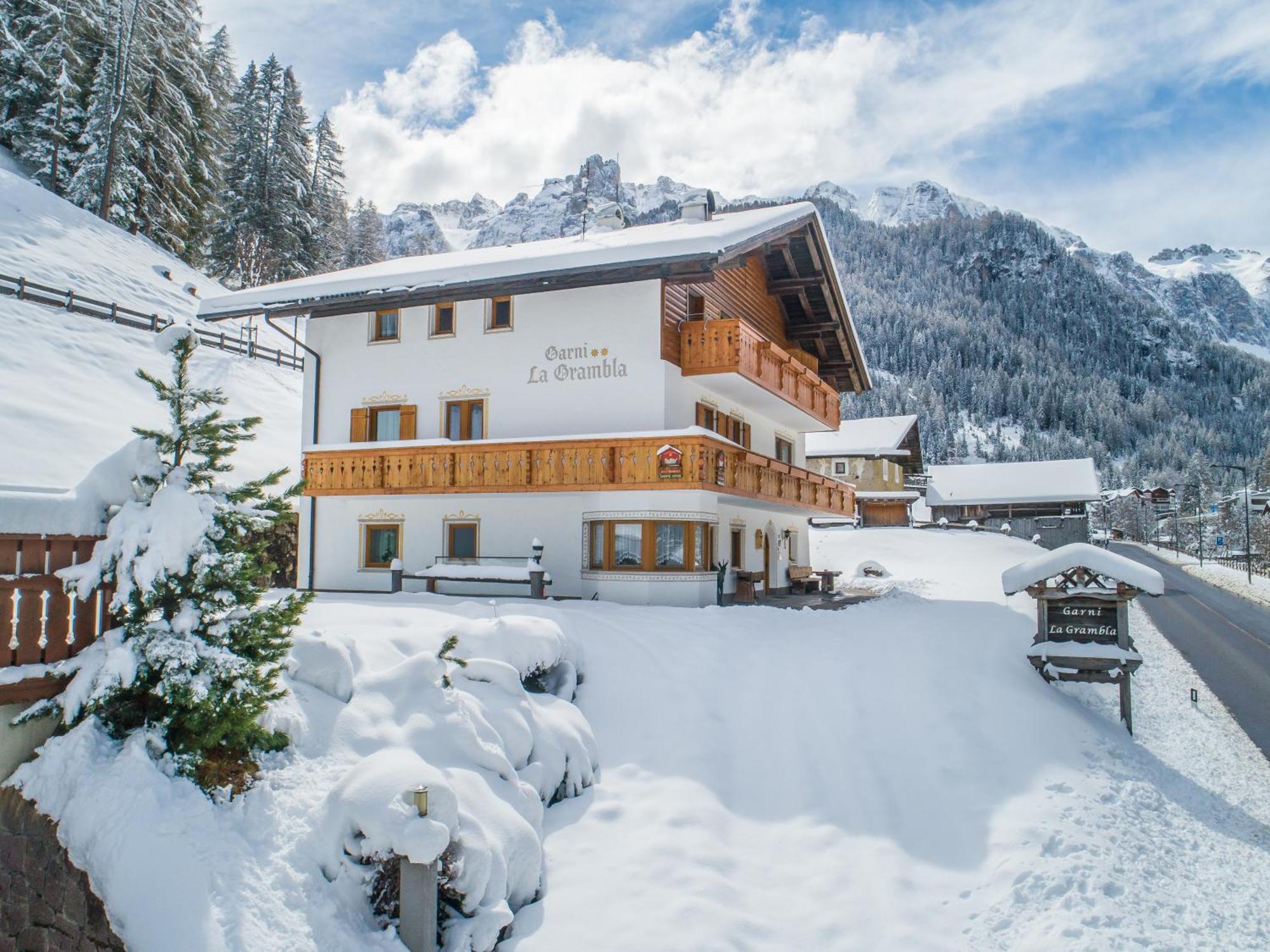 Garni La Grambla Hotel Selva di Val Gardena Exterior foto